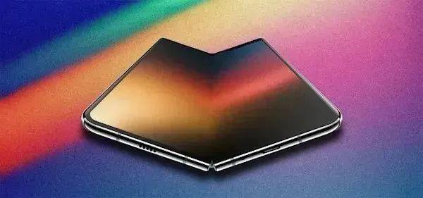 折叠iPhone再曝：三星Z Fold 8同款无折痕屏