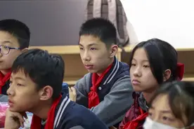 自信、学习、努力：光明小记者在坚持中成长图片