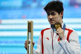 难以下咽🤣潘展乐吐槽：奥运村最好吃的美食……韩国泡菜图片