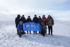 风雪高原行图片