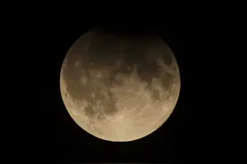 明月高悬(2)图片