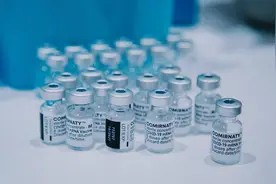 耶鲁大学专家证实辉瑞新冠疫苗有后遗症，患者甚至出现生物性变化图片