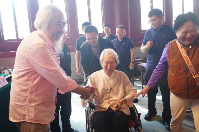 老一辈“文化宫人”李滨声 回忆七十年前文化宫的文化往事