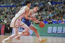 「CBA」辽宁队4比0横扫新疆队，连续三年夺得总冠军图片