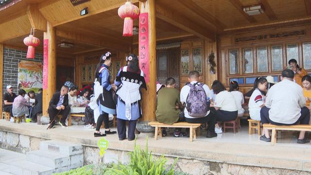 在长水村“做一天纳西人”受热捧 “非遗+文旅”激活传承新活力