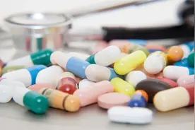 被判“死刑”后，他们选择当肿瘤新药“试药人”，是赌命还是续命？记者探秘→图片