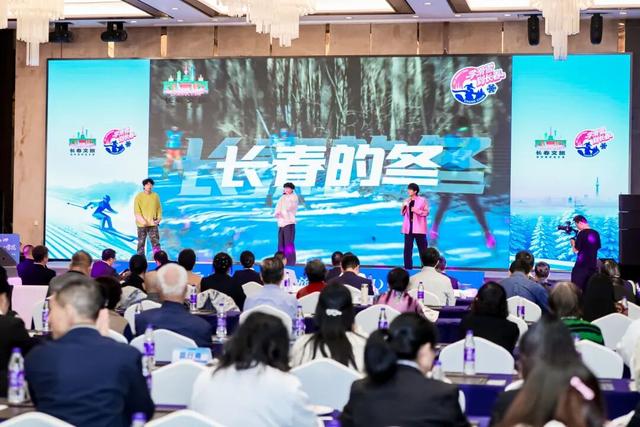 浪花朵朵碰雪花！这波邀约没人能拒绝~