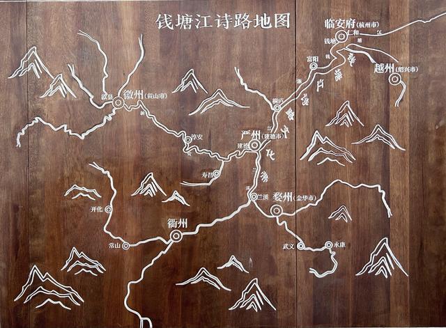 游人心事一水间