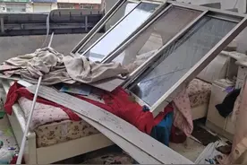 亲历者讲述江苏宿迁龙卷风来袭瞬间：刚抱起熟睡的小孙子，窗户就倒下砸在了床上图片