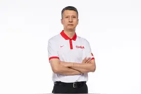 郭士强正式担任中国男篮主帅，首秀11月亚预赛主场迎战关岛图片