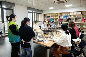 青青团子聚人心，传承民俗忆清明，青浦区社会组织孵化园举行手工青团制作活动图片