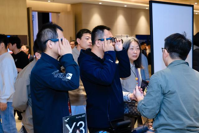 五百余大咖齐聚青岛“论剑”VR，第二十五届中国虚拟现实大会开幕