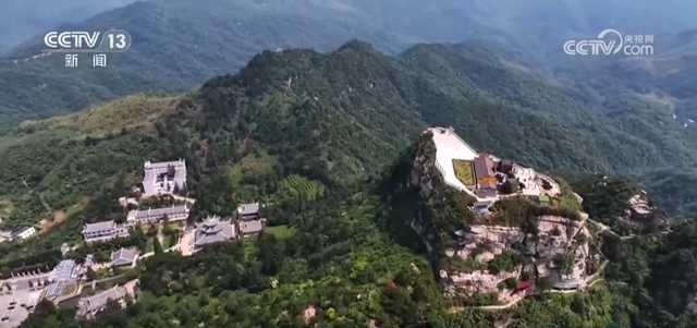 特色专列“出圈”擦亮地方旅游名片 “火车+文旅”打开消费新场景