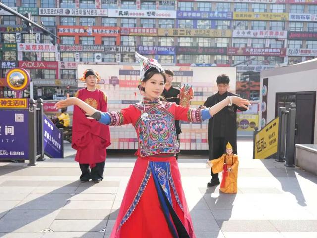 三明畲妹“快闪”亮相延吉，闽西南五市联手与东北“交换冬天”