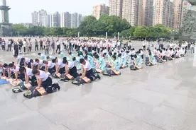 全国防灾减灾日，四川南充举行大型急救科普活动图片