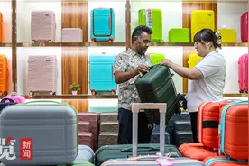 坚定信心 勇挑大梁·改革新成效丨把小商品做成大外贸——白沟探索市场采购贸易方式的创新样本图片