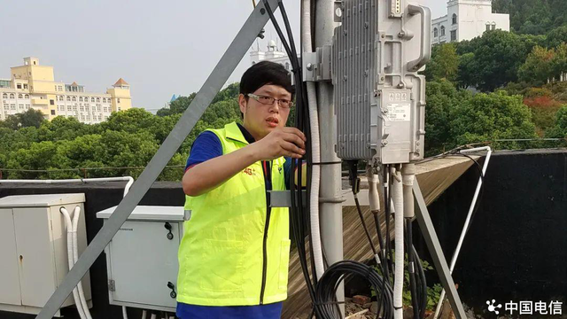从七个“更”读懂中国电信劳模