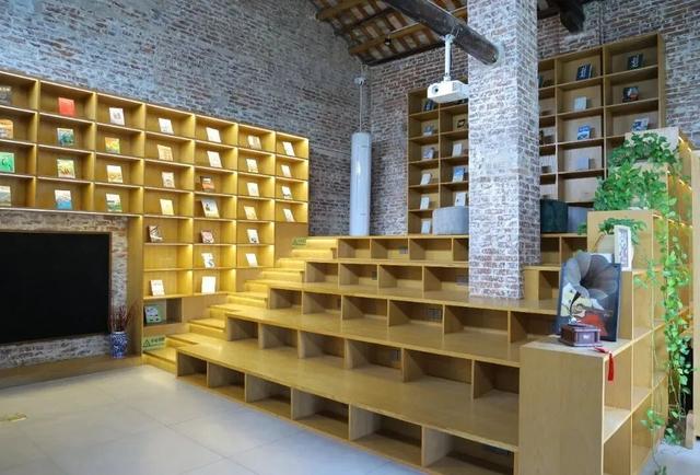 萌物来袭，“喜洋洋”和“乐融融”玩转望牛墩！