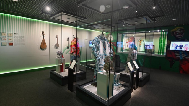 非遗新动力！“人文湾区·璀璨非遗”粤港澳大湾区非物质文化遗产汇澳门展开幕