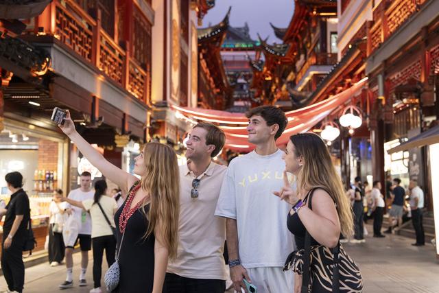 “China Travel”今夏热度持续 上海迎来暑期入境游热潮