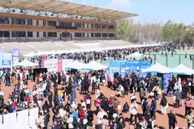 火爆校园开放日 北印高招零距离图片