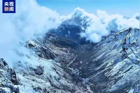 “洛克之路”下雪了！感受这纯净的“山雪之恋”图片