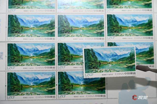 C视觉·C位追山⑨丨每一张都是手机屏保 隔屏仰望亚丁三大雪山