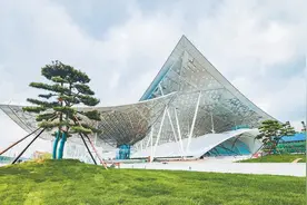 从60年前第一条地铁破土动工 到如今29条线网纵横交织 再到“京帆”即将建成 “轨道上的都市圈”将联结更紧密图片