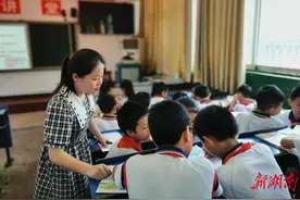 最美教师丨李小雪：做一把教育的金钥匙图片