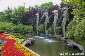五龙潭公园景色优美赛江南图片