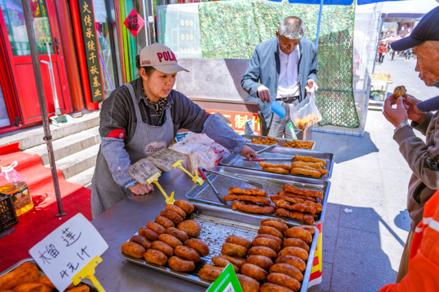 绝美！北京“蓝调”冰瀑奇观，惊艳亮相 | 周末京郊微度假
