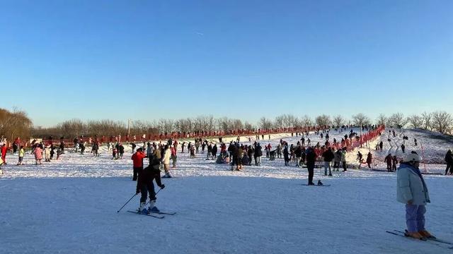 走，这个周末，一起在北京滑滑梯！