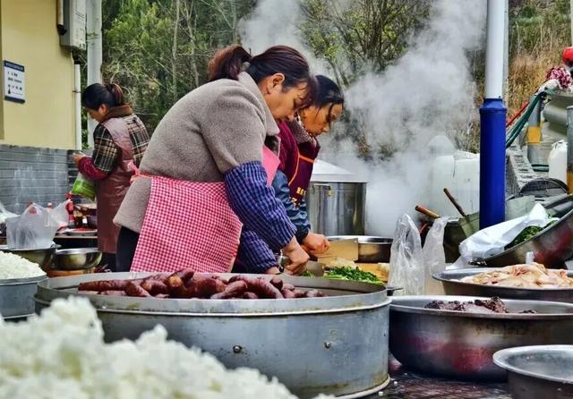 腊八节大河乡举办民俗活动庆令牌石景区成功创3A