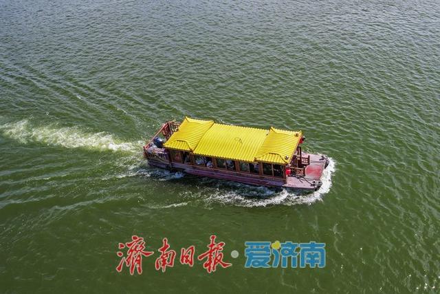 一年四季 泉在济南丨秋游大明湖，画舫入画来