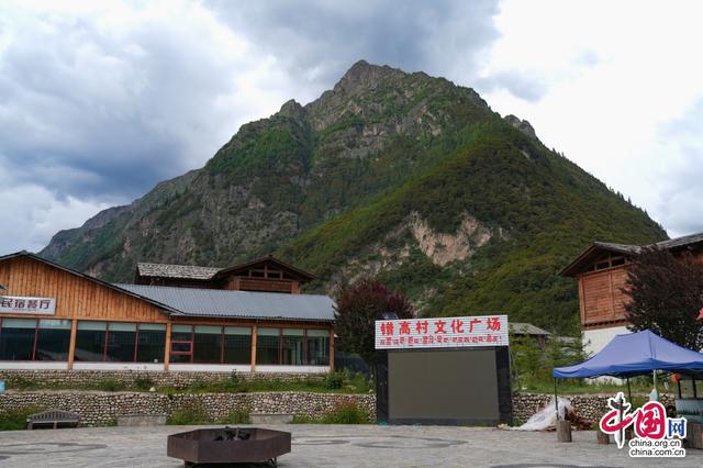 西藏错高村：山湖环绕 幸福古村｜影记·扎西德勒