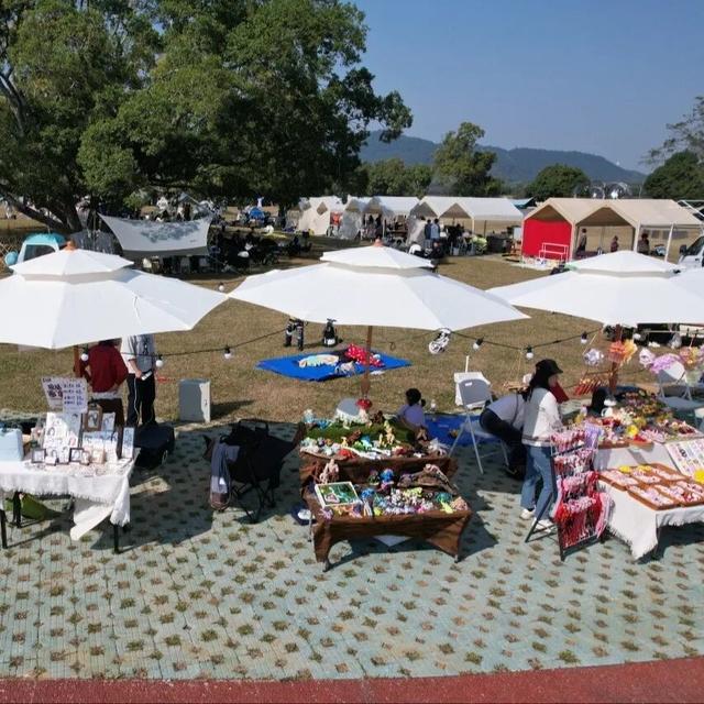 良庆周末新据点！邕江五象栖地市集，江风与烟火气全拿捏