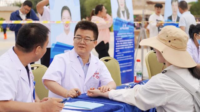 敦煌市举办中医药文化惠民活动