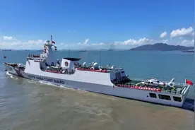 中国海警舰艇编队，起航赴俄！图片