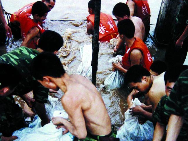 82！82！6679！这是一支英雄连队的“精神密码”