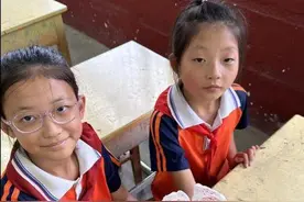 春风化雨润桃李，三尺讲台谢师恩图片