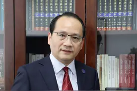 专访上海工程技术大学校长俞涛：应用型高校办学治校既要符合教育规律，也应符合市场规律图片