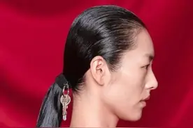 盘点巴黎世家多款引争议奢侈品：有的“丑”有的怪，有的就是“垃圾袋”图片