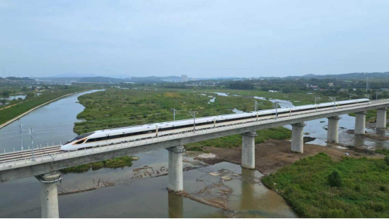 最美铁路・沈白高铁｜高山仰止，心向往之