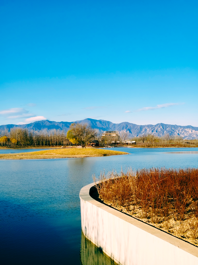 初冬北京，碧水蓝天美景好治愈