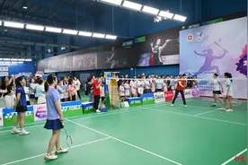 前世界冠军龚睿那：成都运动氛围非常浓，期待中国队在汤尤杯取得好成绩图片