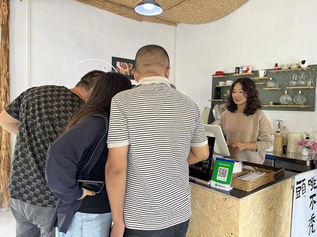 深挖“冷”资源 激活“热”经济 长阳火烧坪打造避暑新IP