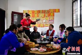 （新春走基层）广西龙胜四代同堂五个民族之家的别样年味图片