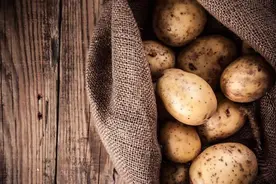 热闻|保护心血管、促进食欲...为什么推荐夏天多吃土豆？图片