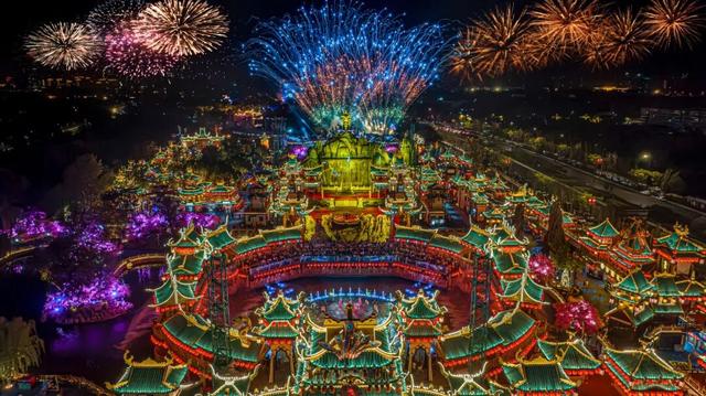 创新运营 全域沉浸｜万岁山武侠城何以从“新晋”到“顶流”？