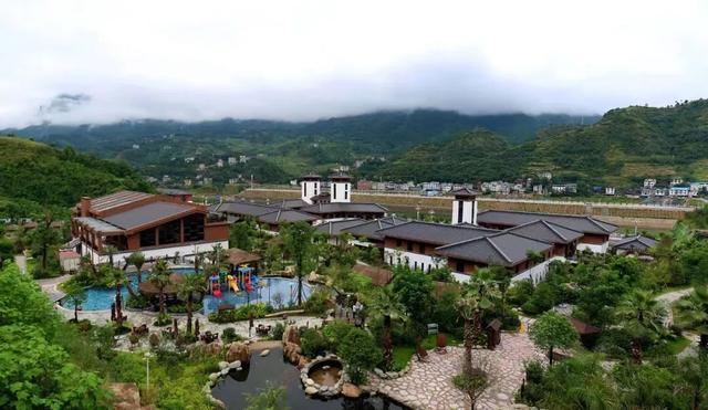 梵净山冬季“神仙”福利上新，仙境、温泉、溶洞一站体验